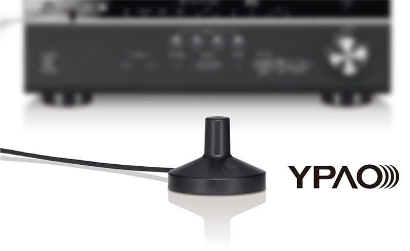 視聴環境最適化システム「YPAO」（Yamaha Parametric room Acoustic Optimizer）を搭載